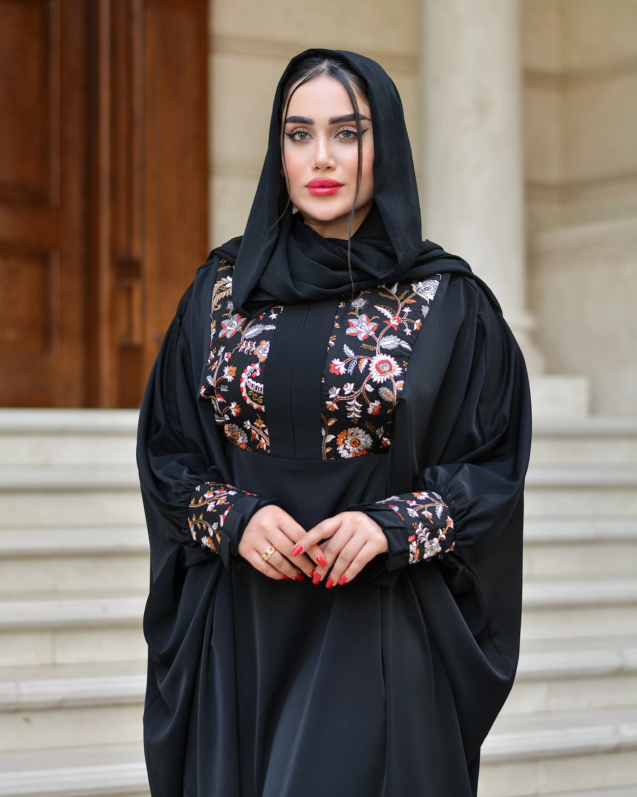 مانتو آمیگل - مانتو عبایی زنانه مدل فادیا رنگ مشکی